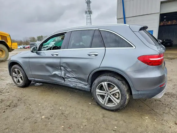 WDC0G4KB3KV177613 2019 MERCEDES-BENZ GLC - Image 2