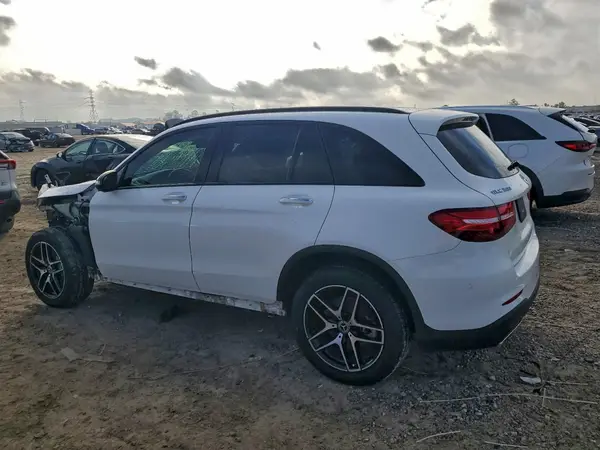 WDC0G4KB3KV183864 2019 MERCEDES-BENZ GLC - Image 2
