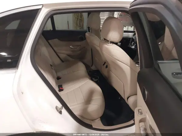 WDC0G4KB3KV193133 2019 MERCEDES-BENZ GLC - Image 8