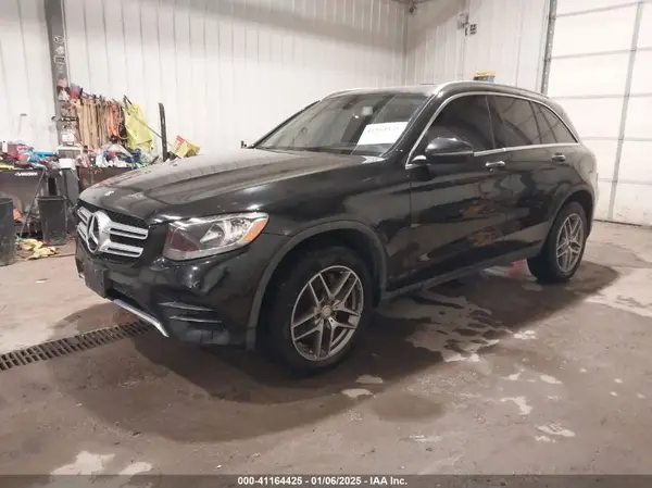 WDC0G4KB4GF011943 2016 MERCEDES-BENZ GLC - Image 2
