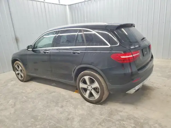 WDC0G4KB4HF118282 2017 MERCEDES-BENZ GLC - Image 2