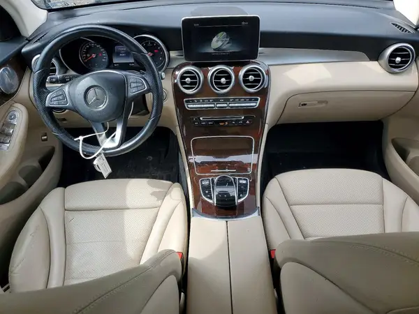 WDC0G4KB4HF130240 2017 MERCEDES-BENZ GLC - Image 8