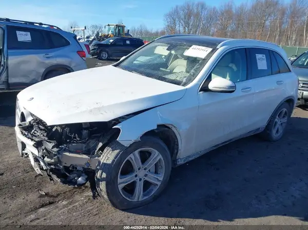 WDC0G4KB4HF143005 2017 MERCEDES-BENZ GLC - Image 2