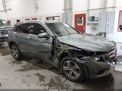 WDC0G4KB4HF145014 2017 MERCEDES-BENZ GLC