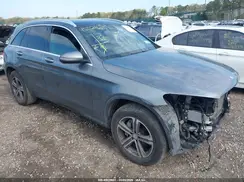 WDC0G4KB4HF147152 2017 MERCEDES-BENZ GLC
