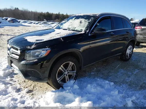 WDC0G4KB4HF148558 2017 MERCEDES-BENZ GLC - Image 2
