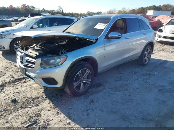 WDC0G4KB4HF203817 2017 MERCEDES-BENZ GLC - Image 2