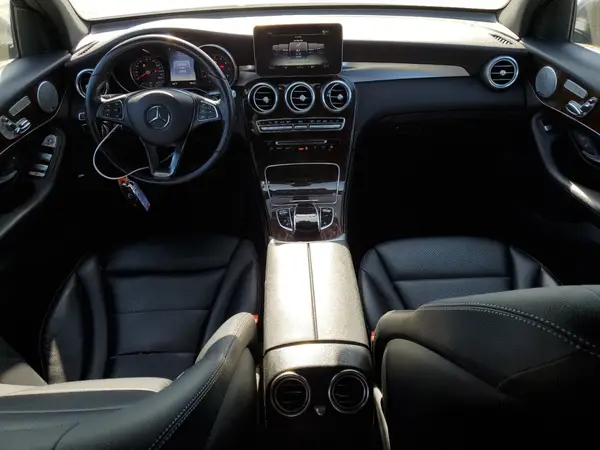 WDC0G4KB4HF226076 2017 MERCEDES-BENZ GLC - Image 8