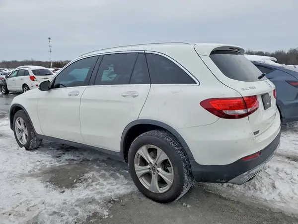 WDC0G4KB4HF232377 2017 MERCEDES-BENZ GLC - Image 2