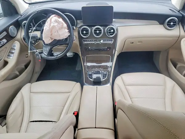 WDC0G4KB4HF238700 2017 MERCEDES-BENZ GLC - Image 8