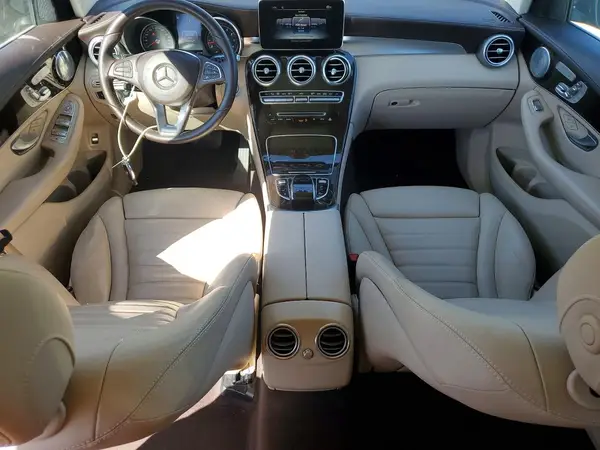 WDC0G4KB4HF247302 2017 MERCEDES-BENZ GLC - Image 8
