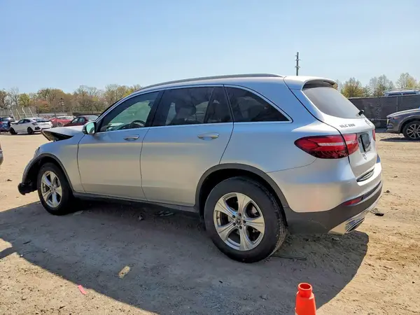 WDC0G4KB4HF260406 2017 MERCEDES-BENZ GLC - Image 2