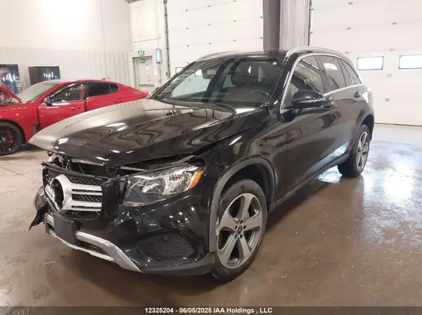 WDC0G4KB4HV002327 2017 MERCEDES-BENZ GLC - Image 2