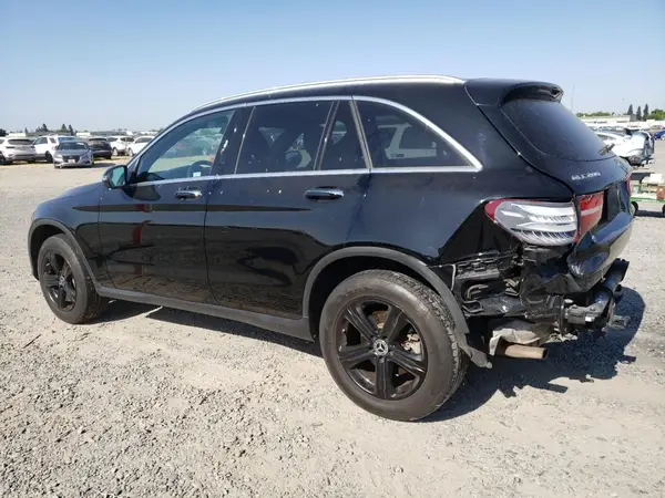 WDC0G4KB4HV008869 2017 MERCEDES-BENZ GLC - Image 2