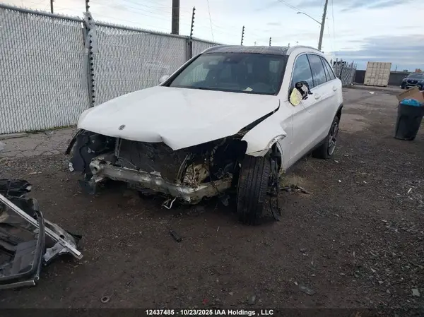 WDC0G4KB4HV011612 2017 MERCEDES-BENZ GLC - Image 2