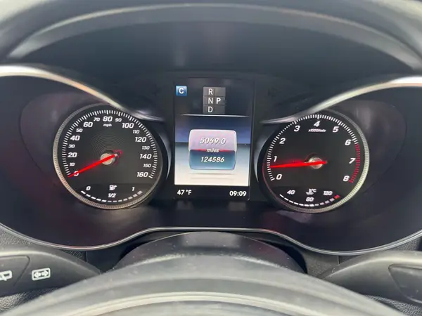 WDC0G4KB4HV011805 2017 MERCEDES-BENZ GLC - Image 8