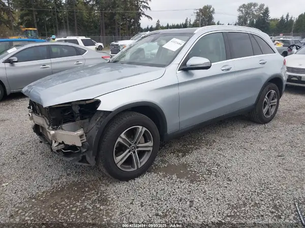WDC0G4KB4JV018968 2018 MERCEDES-BENZ GLC - Image 2