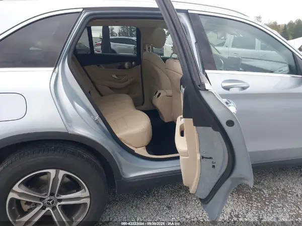 WDC0G4KB4JV018968 2018 MERCEDES-BENZ GLC - Image 8