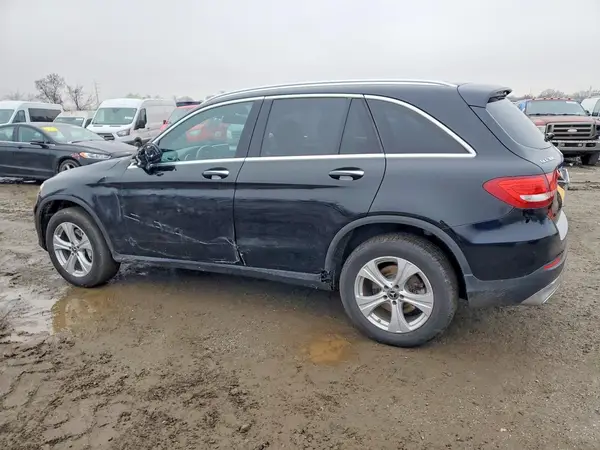 WDC0G4KB4JV030764 2018 MERCEDES-BENZ GLC - Image 2