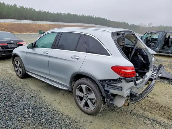 WDC0G4KB4JV035138 2018 MERCEDES-BENZ GLC - Image 2
