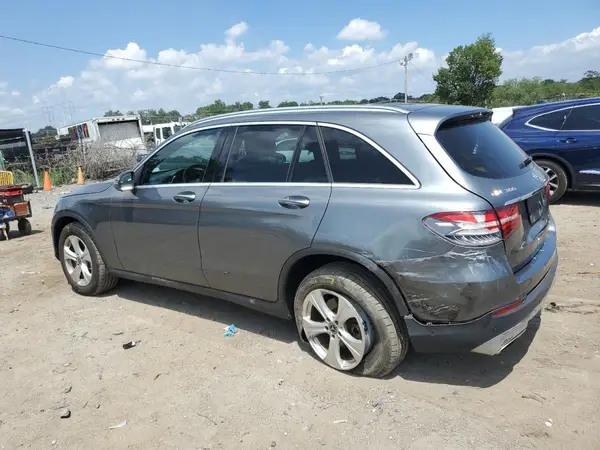 WDC0G4KB4JV041635 2018 MERCEDES-BENZ GLC - Image 2