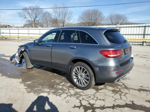 WDC0G4KB4JV065658 2018 MERCEDES-BENZ GLC - Image 2