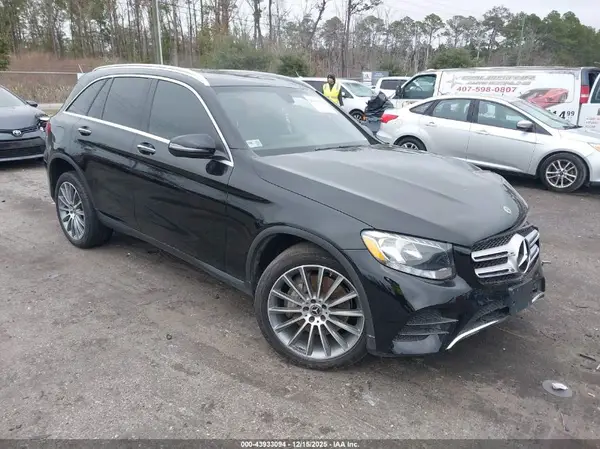 WDC0G4KB4JV065708 2018 MERCEDES-BENZ GLC - Image 1