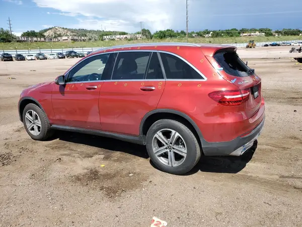 WDC0G4KB4JV067068 2018 MERCEDES-BENZ GLC - Image 2