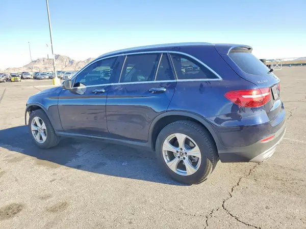 WDC0G4KB4JV071220 2018 MERCEDES-BENZ GLC - Image 2