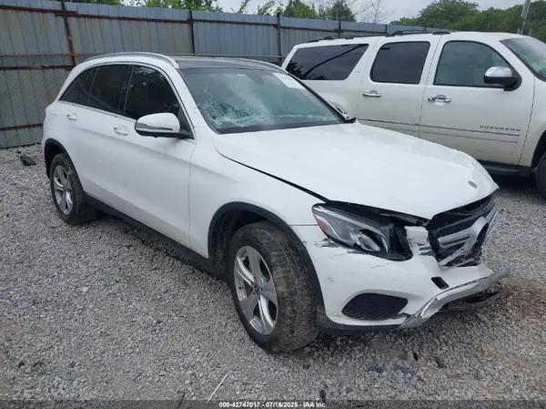 WDC0G4KB4JV076465 2018 MERCEDES-BENZ GLC - Image 1