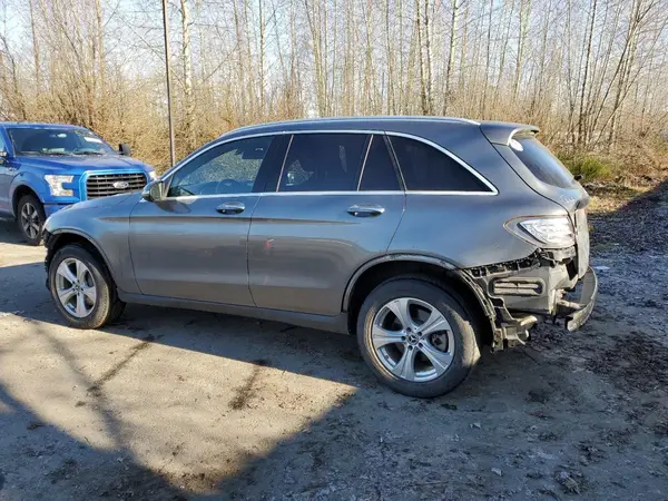 WDC0G4KB4JV098398 2018 MERCEDES-BENZ GLC - Image 2