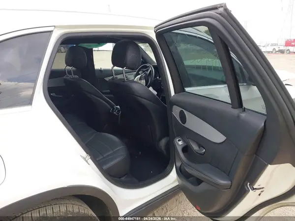 WDC0G4KB4K1001290 2019 MERCEDES-BENZ GLC - Image 8