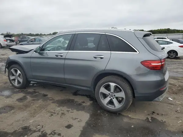 WDC0G4KB4KF576590 2019 MERCEDES-BENZ GLC - Image 2
