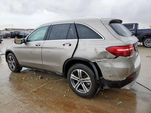 WDC0G4KB4KF642717 2019 MERCEDES-BENZ GLC - Image 2