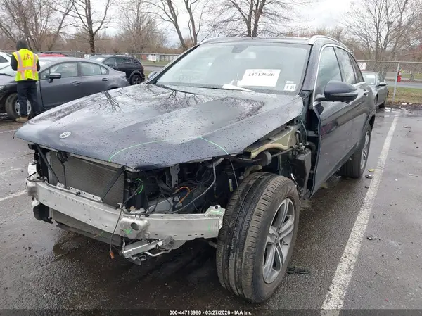 WDC0G4KB4KF668041 2019 MERCEDES-BENZ GLC - Image 2