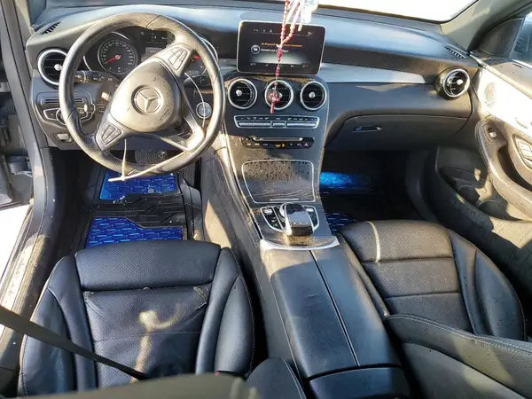 WDC0G4KB4KV123060 2019 MERCEDES-BENZ GLC - Image 8