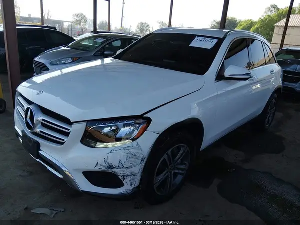 WDC0G4KB4KV144555 2019 MERCEDES-BENZ GLC - Image 2