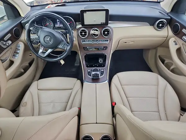 WDC0G4KB4KV175286 2019 MERCEDES-BENZ GLC - Image 8