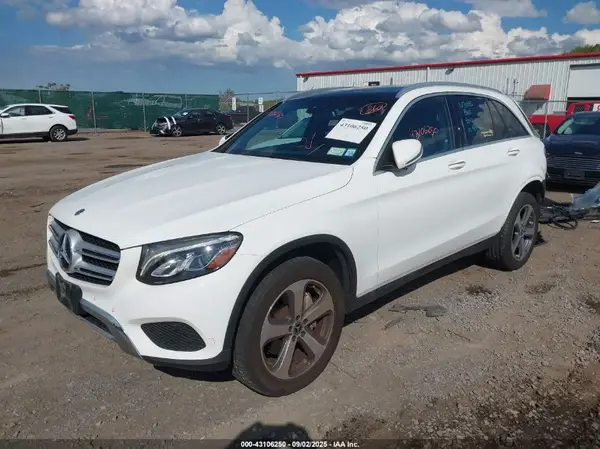 WDC0G4KB4KV178897 2019 MERCEDES-BENZ GLC - Image 2