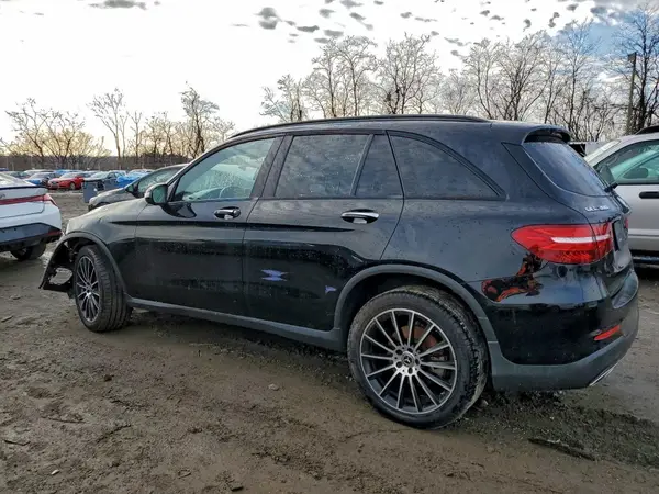 WDC0G4KB4KV179967 2019 MERCEDES-BENZ GLC - Image 2