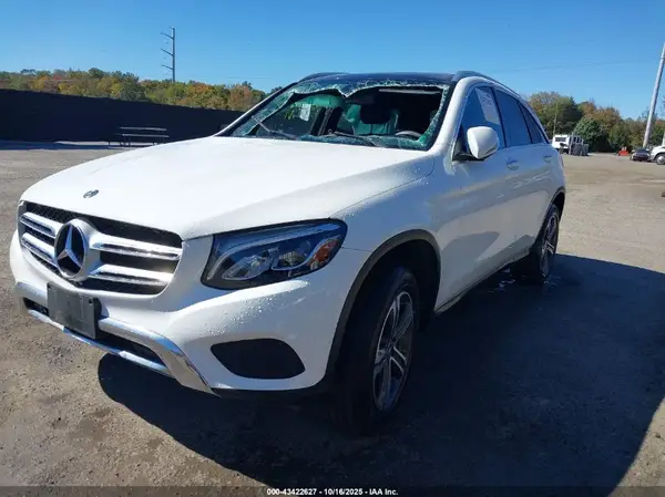 WDC0G4KB4KV196283 2019 MERCEDES-BENZ GLC - Image 2