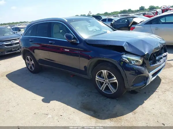 WDC0G4KB4KV196851 2019 MERCEDES-BENZ GLC - Image 1