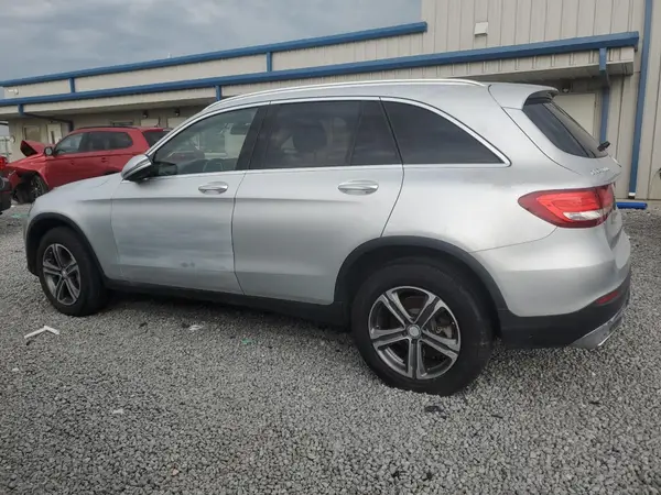 WDC0G4KB5GF012244 2016 MERCEDES-BENZ GLC - Image 2