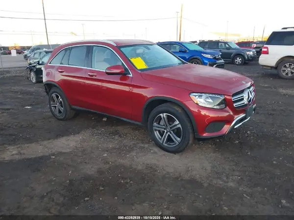 WDC0G4KB5GF017380 2016 MERCEDES-BENZ GLC - Image 1