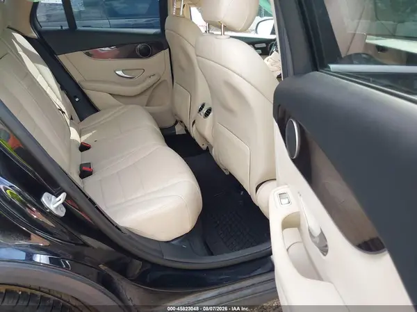 WDC0G4KB5GF033076 2016 MERCEDES-BENZ GLC - Image 8