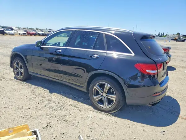 WDC0G4KB5GF041369 2016 MERCEDES-BENZ GLC - Image 2