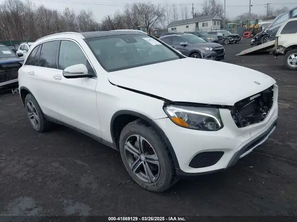WDC0G4KB5GF055868 2016 MERCEDES-BENZ GLC - Image 1