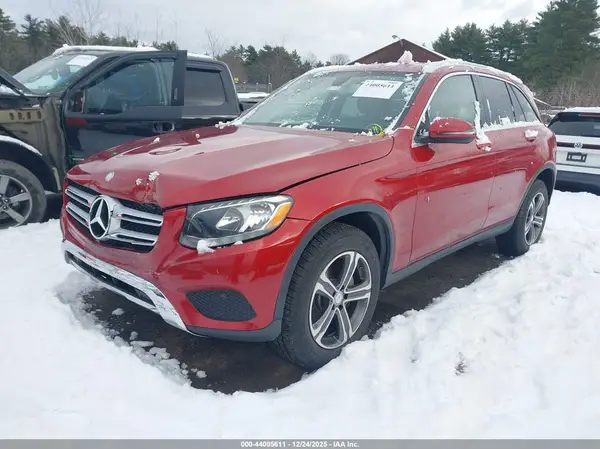 WDC0G4KB5GF059712 2016 MERCEDES-BENZ GLC - Image 2