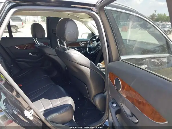 WDC0G4KB5GF073612 2016 MERCEDES-BENZ GLC - Image 8