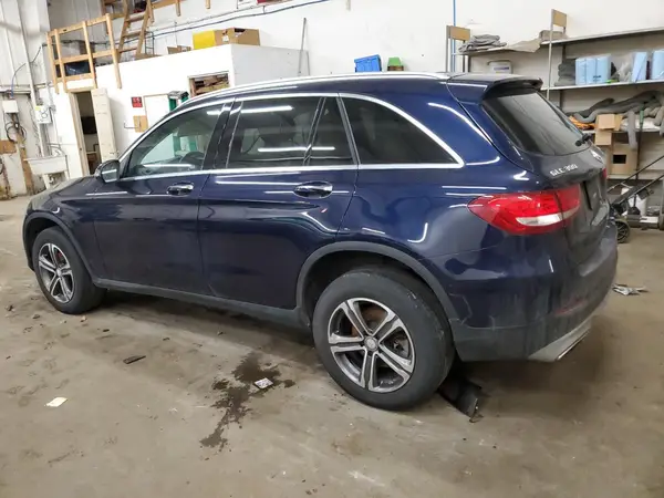 WDC0G4KB5GF085615 2016 MERCEDES-BENZ GLC - Image 2